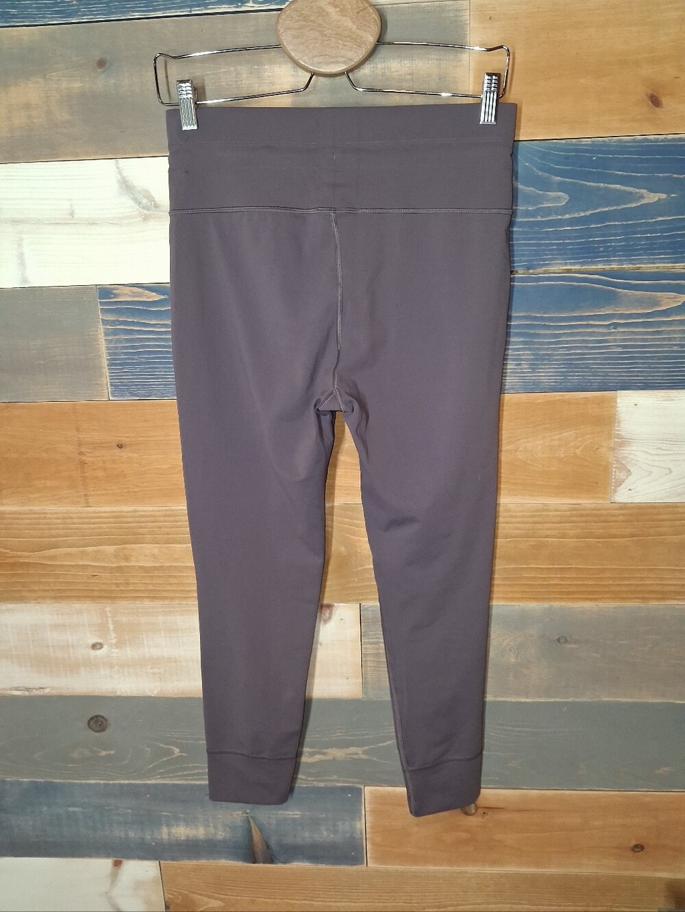 Vuori Daily Legging Smoked Plum L - Picture 5 of 6